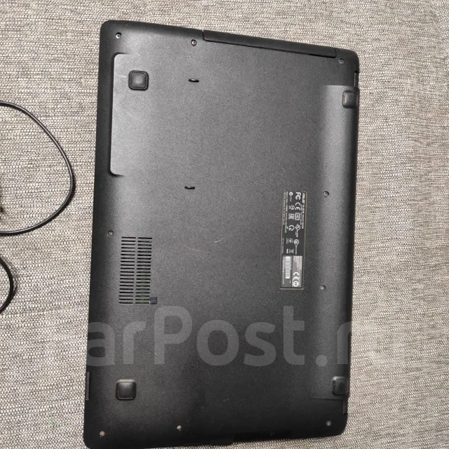 Asus X551. 15.6", 1,9����, ��� 4 ��, ���� 320���, WiFi: 1, Bluetooth: 1, ����������� �� 1��. ����
