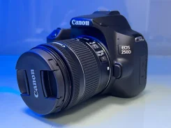 Canon EOS 250D Kit ����