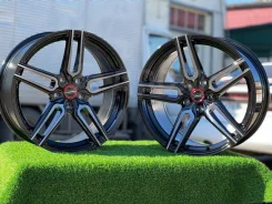 Vossen HF-1. 8.0/9.0x18", 5x112, ET40/40, �� 66,6���. ��� ����� �� ������ ����