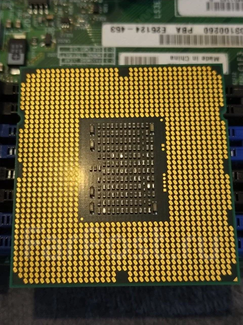 Intel Xeon E5620 ����