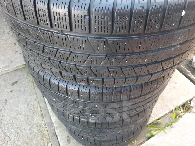 Pirelli Scorpion Ice&Snow. ������, ��� �����, 2011 ���, �/�, ����� 30 % ����