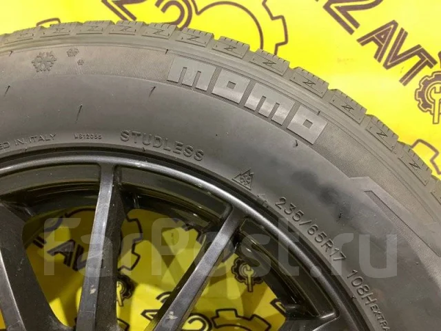 Momo SUV Pole W4