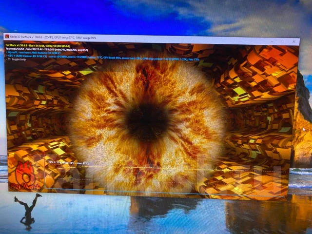 Radeon RX 5700 XT ����