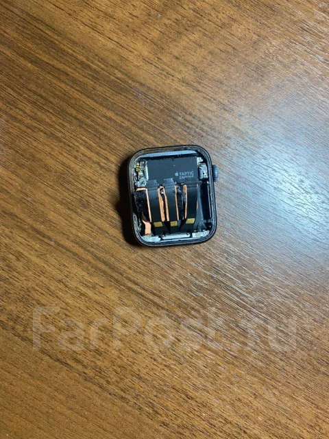 Apple Watch Series 4. GPS, NFC, IP67 ����