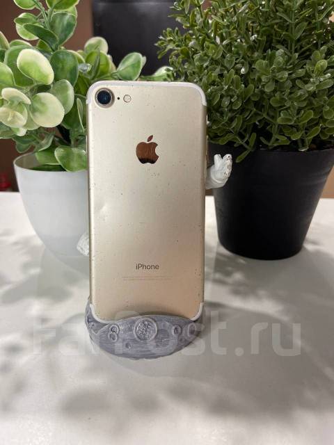 Iphone 7 hot sale 128 gold