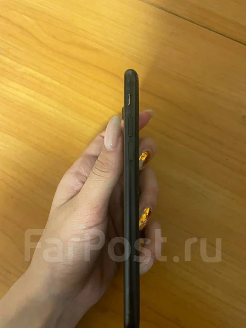 Apple iPhone 7. �/�, 128 ��, ������, 4G LTE, NFC ����