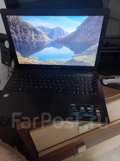 Asus. 64����, ��� 8 ��, ���� 2���, WiFi: 1, Bluetooth: 1, ����������� �� 10��. ����