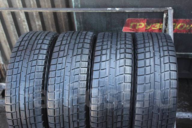 Yokohama Ice Guard IG30, 215/60 R16, 16