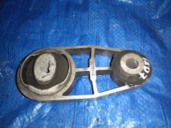 ������� ��������� Renault Megane KM F4R 8200777542, �������� 8200777542 ����