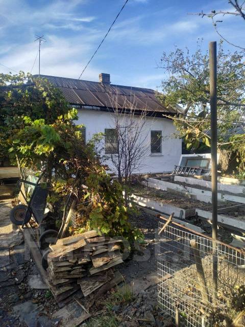 Предлагается к продаже дом с земельным участком, слобода, улица ...