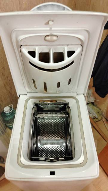 Стиральная машинка автомат, б/у, в наличии. Цена: 8 000₽ во Владивостоке