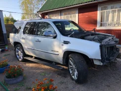 Cadillac Escalade ����