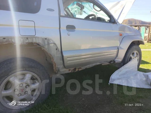 Mitsubishi Pajero Junior. H57A ����