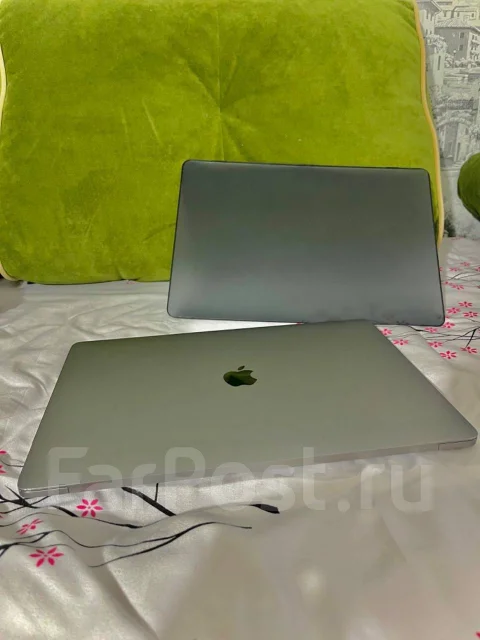 Apple MacBook Pro 15 2017 Mid. 15.6", 2,6����, ��� 16 ��, ���� 250���, WiFi: 1, Bluetooth: 1, ����������� �� 8��. ����