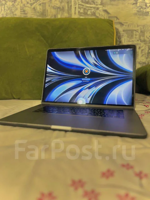Apple MacBook Pro 15 2017 Mid. 15.6", 2,6����, ��� 16 ��, ���� 250���, WiFi: 1, Bluetooth: 1, ����������� �� 8��. ����