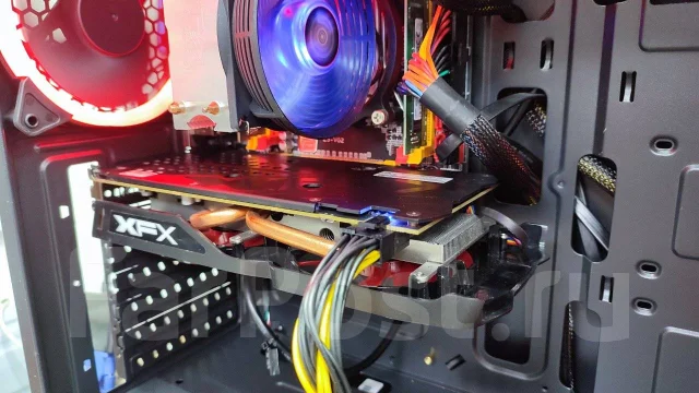 Radeon RX 580 ����