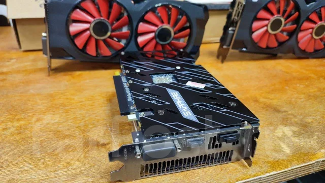 Radeon RX 580 ����