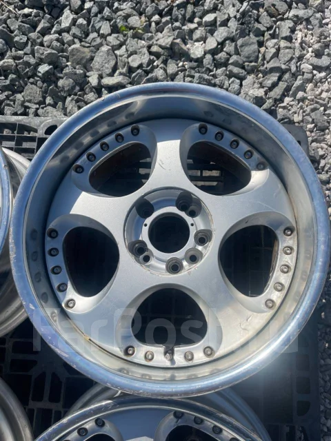 Riverside. 9.0/8.0x17", 5x114.3, ET18/8, �� 72���. ����
