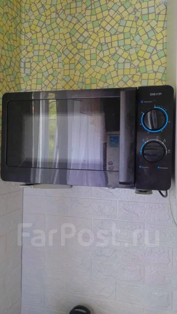 Продам микроволновку, DEXP, б/у, в наличии. Цена: 2 500₽ во Владивостоке
