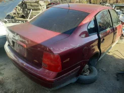 Volkswagen Passat. 3B5, AEB ����
