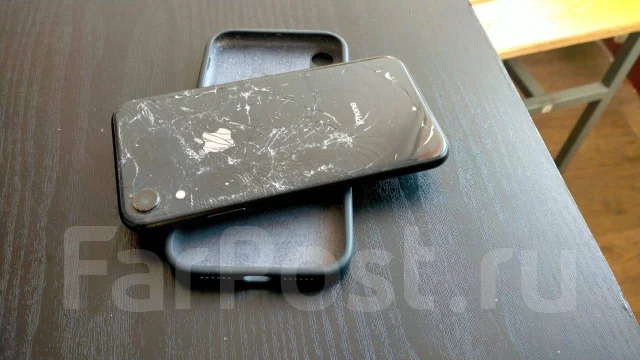 Apple iPhone Xr. �/�, 64 ��, ������, 3G, 4G LTE ����