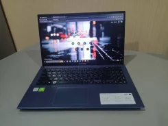 Asus VivoBook 15 X512UB. 15.6", 2,3����, ��� 6 ��, ���� 1 000���, WiFi: 1, Bluetooth: 1, ����������� �� 3��. ����
