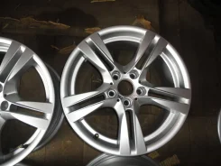 BMW. 8.0x18", 5x120, ET30, �� 72,6���. ����