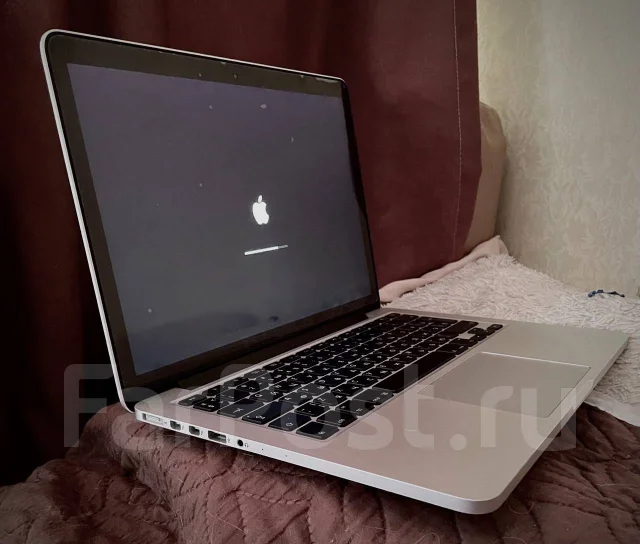 Apple MacBook Pro 13 2015 Early. 13", 2,7����, ��� 8 ��, ���� 128���, WiFi: 1, Bluetooth: 1, ����������� �� 6��. ����