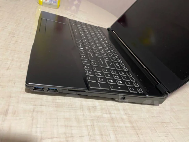 MSI GL65 9SDK. 15.6", 4,2����, ��� 16 ��, ���� 512���, WiFi: 1, Bluetooth: 1 ����