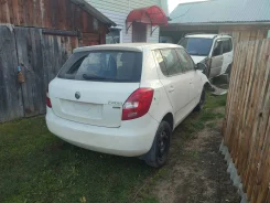 Skoda Fabia ����