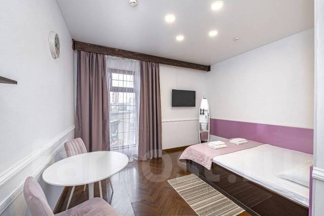    /  "Lampa Hotel"  3700 / 