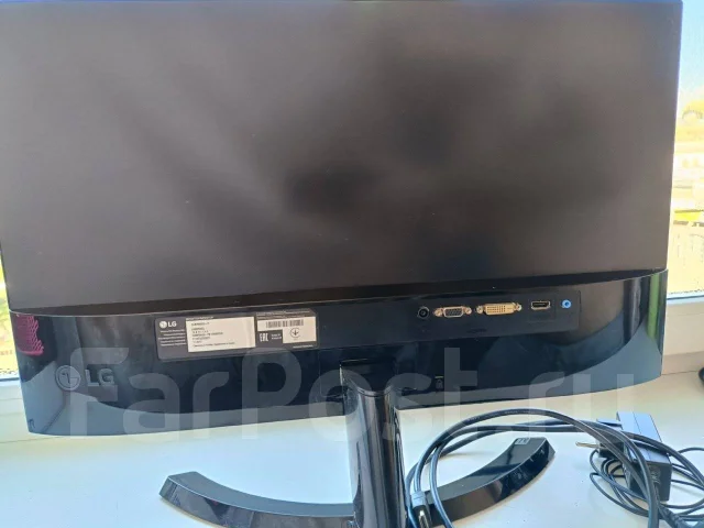 LG. 24", ���������� �� (LCD, LED, QLED) ����