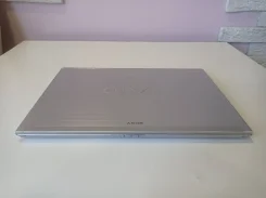Sony VAIO. ���� 500���, WiFi: 1, Bluetooth: 1 ����