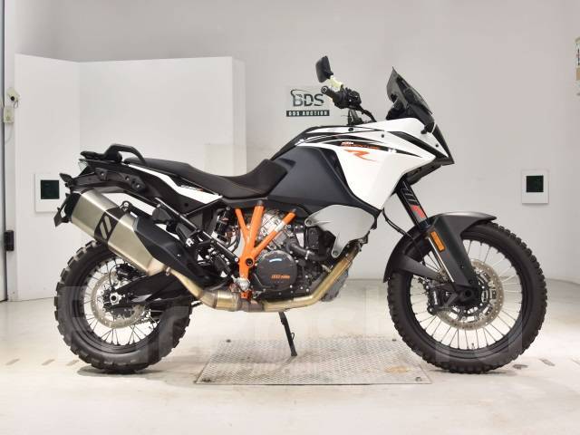 KTM 1090 Adventure R 2018 1 090 . 4 2 439 1 100 000