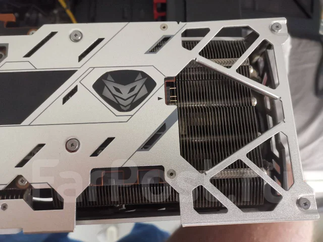 Radeon RX 6700 XT ����