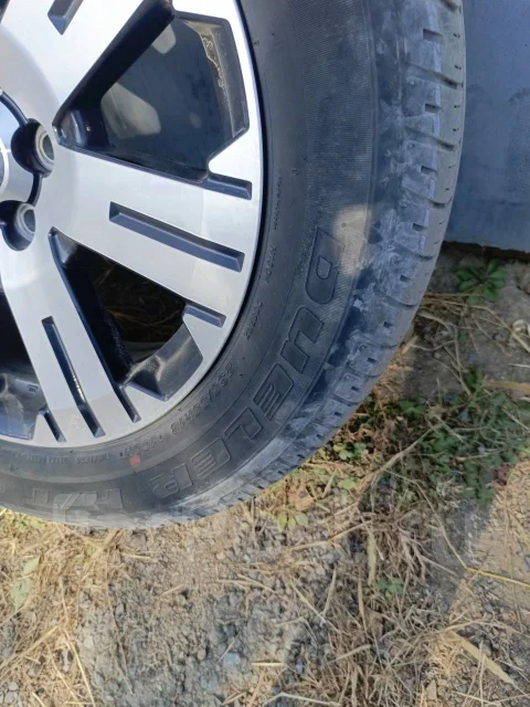 Bridgestone Dueler H/T. ������, �/�, ����� 80 % ����