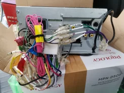 Kenwood MDV-L502W ����