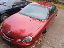 Ford Taurus ����