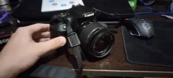 Canon EOS 2000D ����