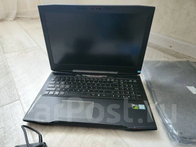Mechrevo. 2,6����, ��� 8 ��, ���� 256���, WiFi: 1, Bluetooth: 1, ����������� �� 12��. ����