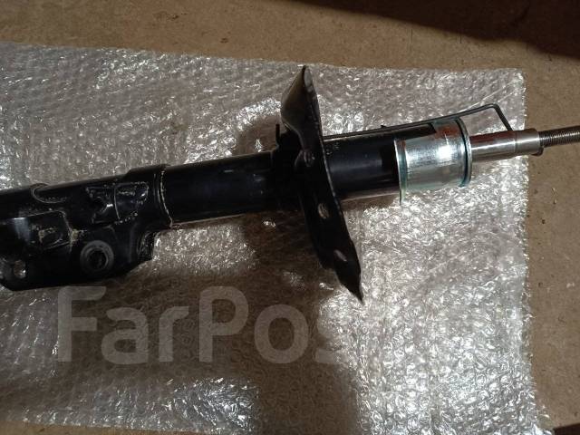 Стойки передние Honda Fit GK3, GK5, GK6, GP5 купить в Уссурийске по ...