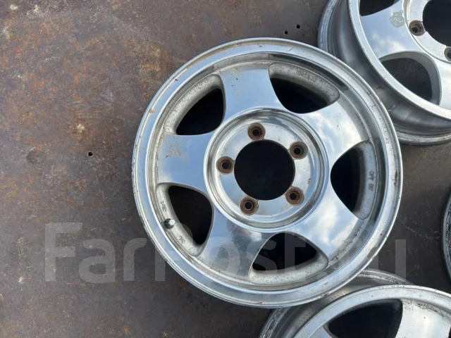 Enkei J10. 5.5x16", 5x139.7, ET22 ����