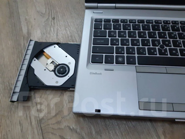 HP EliteBook 8460p. 14", 2,5����, ��� 4 ��, ���� 128���, WiFi: 1, Bluetooth: 1, ����������� �� 4��. ����