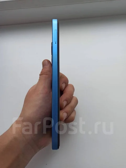 Tecno Spark 10. �����, 128 ��, �����, NFC ����