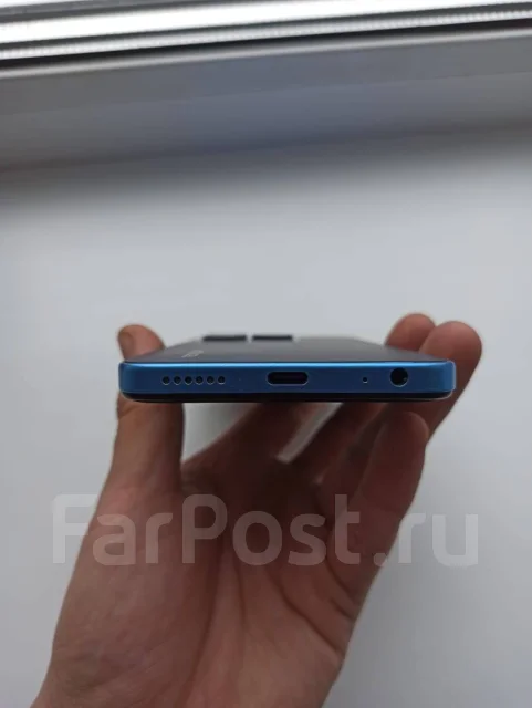 Tecno Spark 10. �����, 128 ��, �����, NFC ����