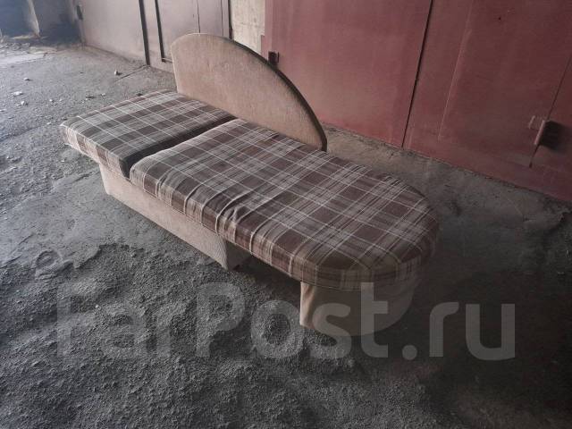 Тахта, выкатной, натуральная кожа, поролон, ящик для белья, 90,0 см ...