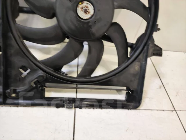 �������� ����������� Audi Q3 8UB [8K0121003AD] 8K0121003AD ����