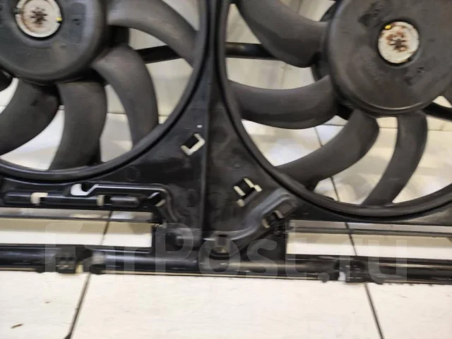 �������� ����������� Audi Q3 8UB [8K0121003AD] 8K0121003AD ����
