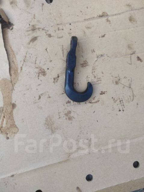 Продам крюк буксировочный на Isuzu Elf 2004года NHS69E купить во ...