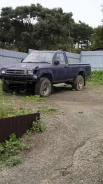 Toyota Hilux ����